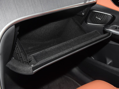 2023款 改款 GLC 260 L 4MATIC 豪华型 7座