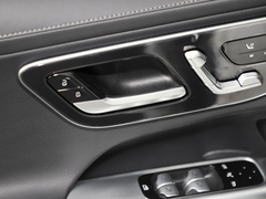 2023款 改款 GLC 260 L 4MATIC 豪华型 7座