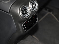 2023款 改款 GLC 260 L 4MATIC 豪华型 7座