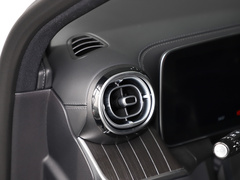 2023款 改款 GLC 260 L 4MATIC 豪华型 7座