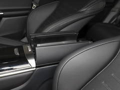 2023款 改款 GLC 260 L 4MATIC 豪华型 7座