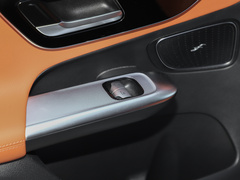 2023款 改款 GLC 300 L 4MATIC 动感型 5座