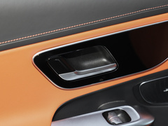 2023款 改款 GLC 300 L 4MATIC 动感型 5座
