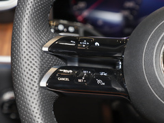 2023款 改款 GLC 300 L 4MATIC 动感型 7座