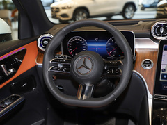 2023款 改款 GLC 300 L 4MATIC 动感型 7座