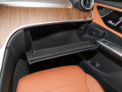 2023款 改款 GLC 300 L 4MATIC 动感型 7座