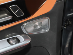 2023款 改款 GLC 300 L 4MATIC 豪华型 7座