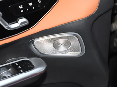 2023款 改款 GLC 300 L 4MATIC 豪华型 7座