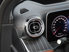 2023款 改款 GLC 300 L 4MATIC 豪华型 7座