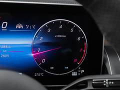 2023款 改款 GLC 300 L 4MATIC 豪华型 7座