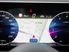 2023款 改款 GLC 300 L 4MATIC 豪华型 7座