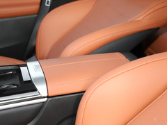 2023款 改款 GLC 300 L 4MATIC 豪华型 7座