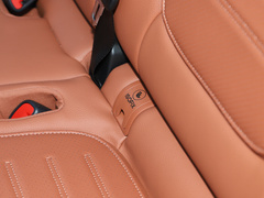 2023款 改款 GLC 300 L 4MATIC 豪华型 7座