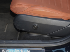 2023款 改款 GLC 300 L 4MATIC 豪华型 7座