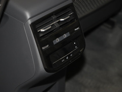 2024款 45 TFSI quattro 齐云型 羽林套装 7座