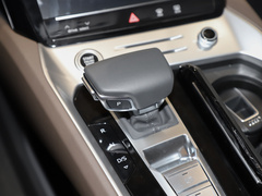 2024款 45 TFSI quattro 齐云型 羽林套装 7座