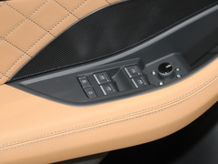 2024款 45 TFSI quattro 齐云型 羽林套装 6座