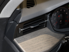 2024款 45 TFSI quattro 齐云型 羽林套装 6座
