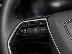 2024款 45 TFSI quattro 齐云型 羽林套装 6座