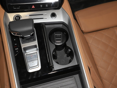 2024款 45 TFSI quattro 齐云型 羽林套装 6座