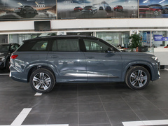 2024款 45 TFSI quattro 齐云型 飞骑套装 7座