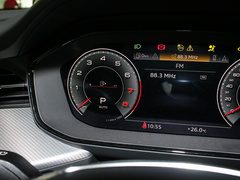2024款 45 TFSI quattro 齐云型 飞骑套装 7座