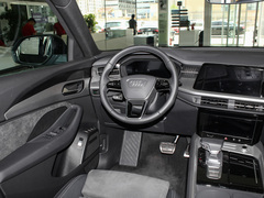 2024款 45 TFSI quattro 齊云型 飛騎套裝 7座