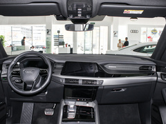 2024款 45 TFSI quattro 齊云型 飛騎套裝 7座