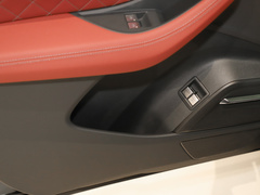 2024款 45 TFSI quattro 黑武士版 7座