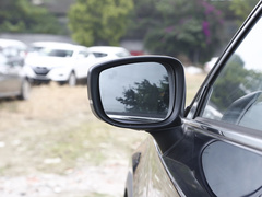 2024款 2.0L 自动两驱智雅型