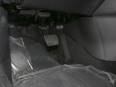 2024款 2.0L 自動兩驅(qū)智雅型