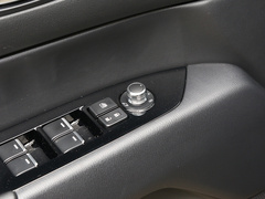 2024款 2.0L 自動兩驅(qū)智雅型