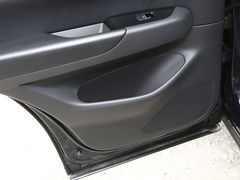 2024款 2.0L 自动两驱智雅型