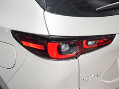 2024款 2.0L 自动两驱智雅型