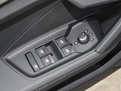 2024款 Sportback 35 TFSI RS套件燃速型