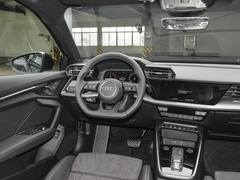 2024款 A3L Limousine 35 TFSI RS套件燃速型