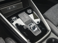 2024款 A3L Limousine 35 TFSI RS套件燃速型