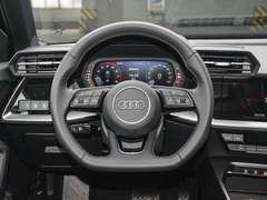 2024款 A3L Limousine 35 TFSI RS套件燃速型