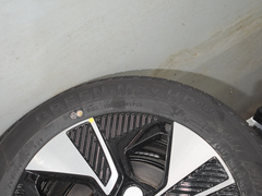 2023款 320km 型动款