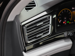 2024款 380TSI 四驱尊崇豪华版