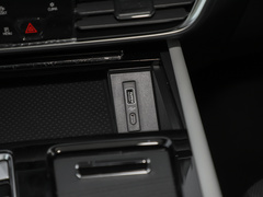 2024款 380TSI 四驱尊崇豪华版