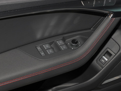 2023款 2.9 TFSI quattro 竞技限量版