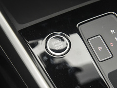 2024款 A3L Limousine 35 TFSI 时尚运动型