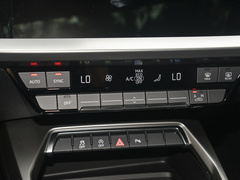 2024款 A3L Limousine 35 TFSI 时尚运动型
