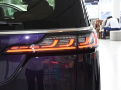 2024款 PHEV 超长续航尊贵版