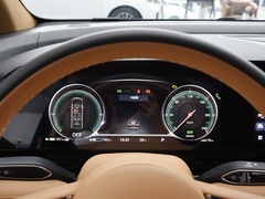 2024款 PHEV 超长续航尊贵版