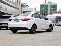 2024款 1.5L 手动风尚型