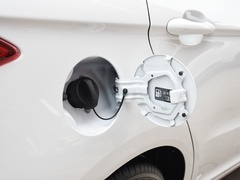 2024款 1.5L 手动风尚型