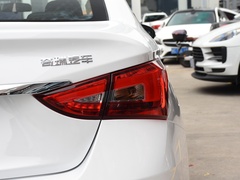 2024款 1.5L 手动风尚型