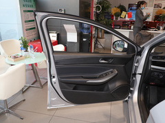 2024款 1.5L CVT风尚型